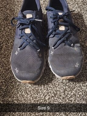 On Running Women's Cloud Running Shoes - Navy